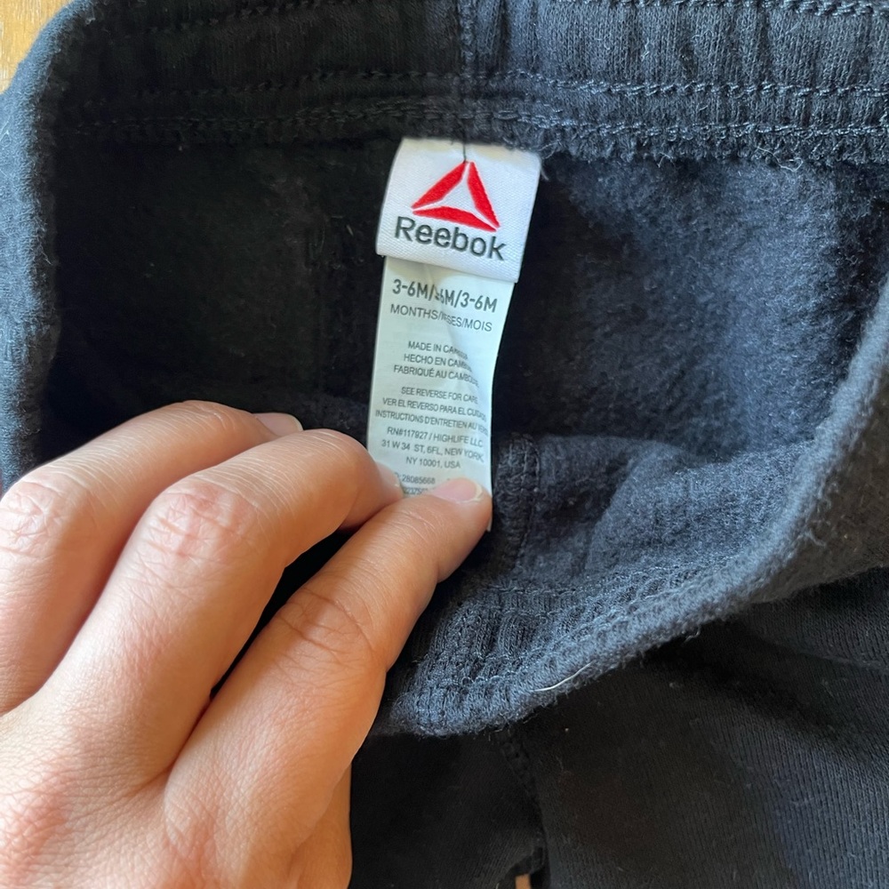 Perfect Condition Reebok Jogger Set - Picture 6 of 6